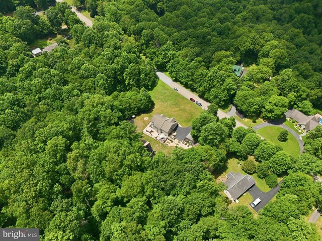 274 TALTON DR, Delta, PA 17314