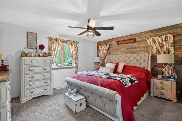 W8127 Dumke Road, Portage, WI 53901