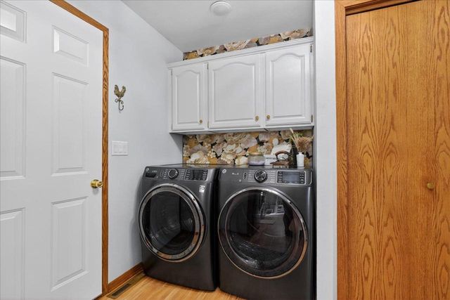 W8127 Dumke Road, Portage, WI 53901