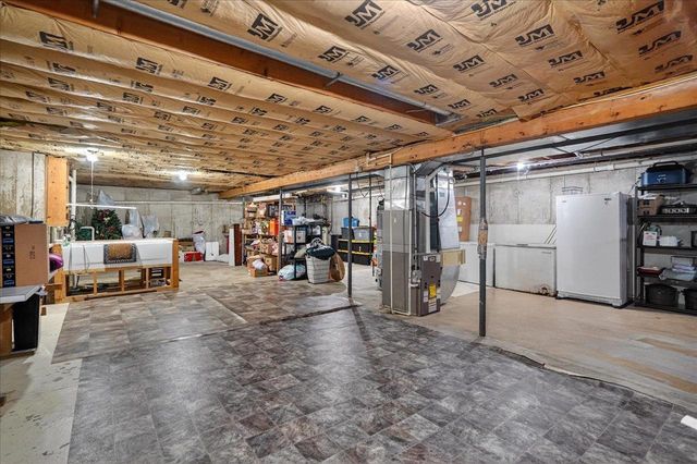 W8127 Dumke Road, Portage, WI 53901