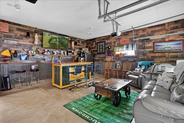 W8127 Dumke Road, Portage, WI 53901