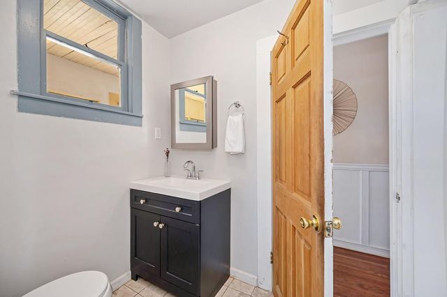 131 Race St, Grass Valley, CA 95945