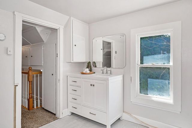 131 Race St, Grass Valley, CA 95945