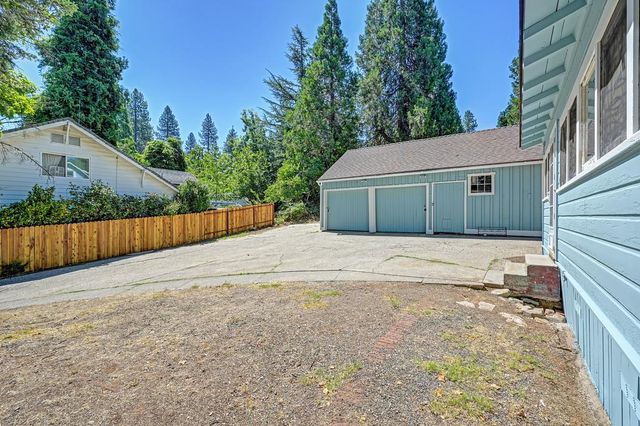 131 Race St, Grass Valley, CA 95945