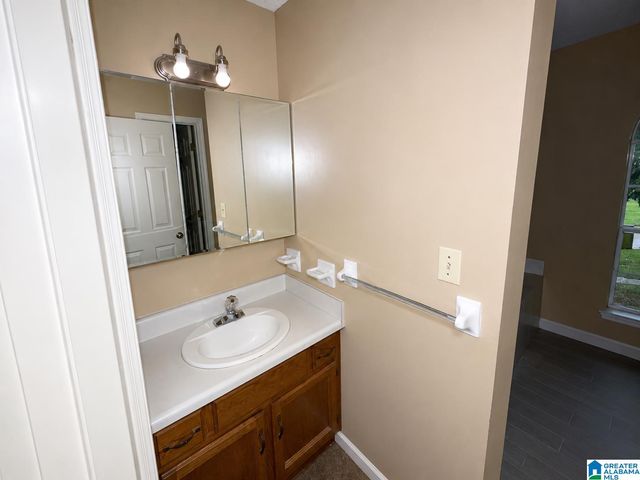 720 JASON CIRCLE, Birmingham, AL 35215