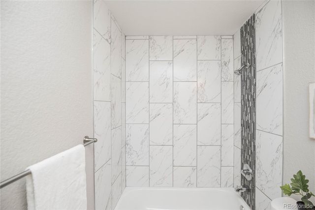 5553 Yost Court, Denver, CO 80239