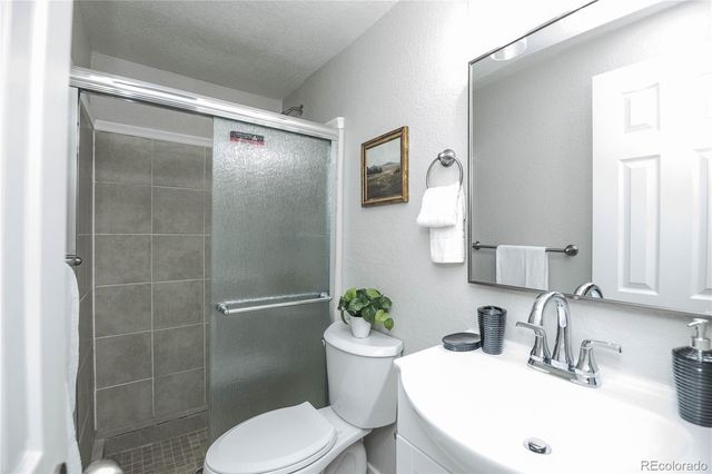 5553 Yost Court, Denver, CO 80239