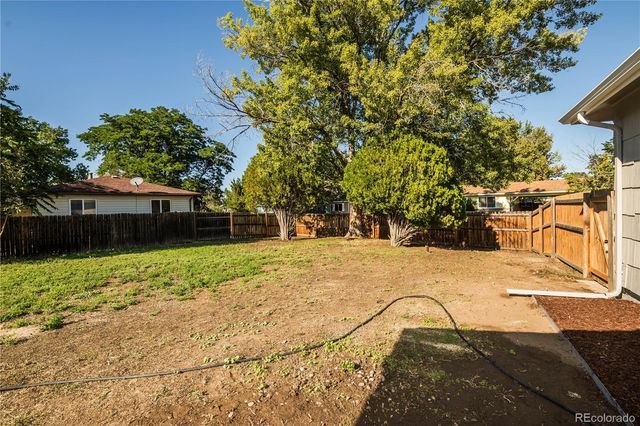 5553 Yost Court, Denver, CO 80239
