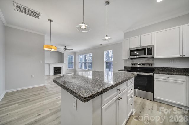 15437 Coventry Court Lane, Charlotte, NC 28277