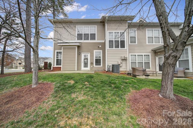 15437 Coventry Court Lane, Charlotte, NC 28277