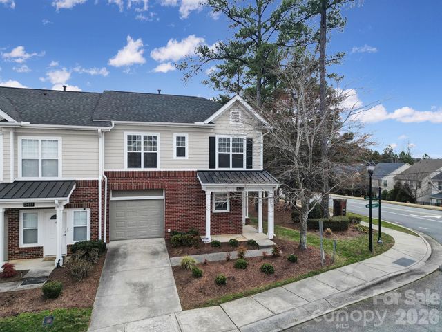 15437 Coventry Court Lane, Charlotte, NC 28277