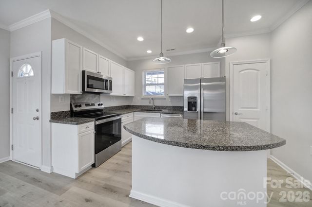 15437 Coventry Court Lane, Charlotte, NC 28277