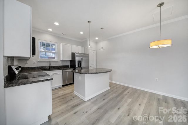 15437 Coventry Court Lane, Charlotte, NC 28277