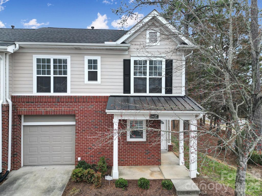15437 Coventry Court Lane, Charlotte, NC 28277