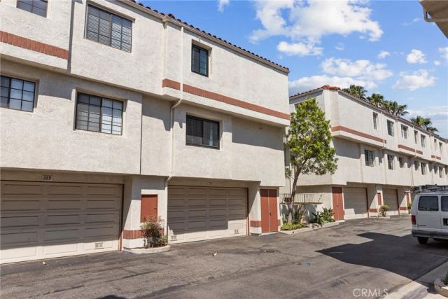 2971 Plaza Del Amo 270, Torrance, CA 90503