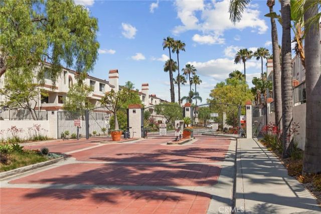 2971 Plaza Del Amo 270, Torrance, CA 90503