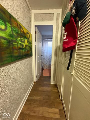 8318 E 41st Street, Indianapolis, IN 46226