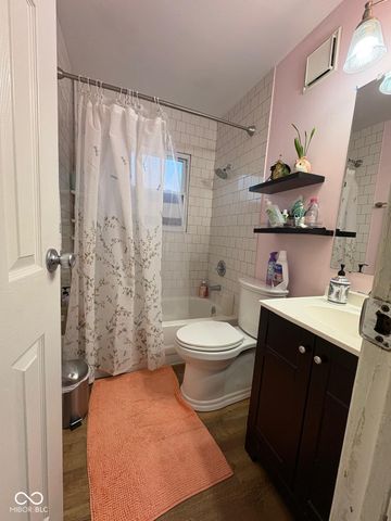 8318 E 41st Street, Indianapolis, IN 46226