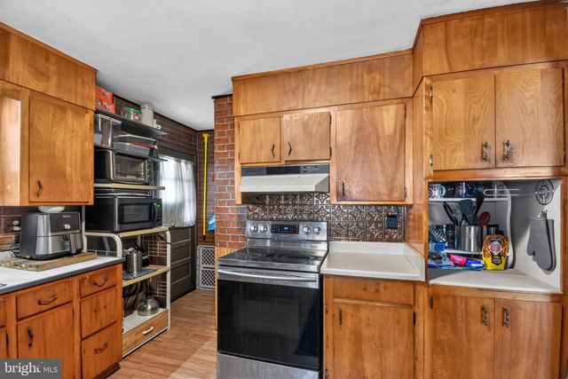 43 NORTHSIDE AVE, South River, NJ 08882