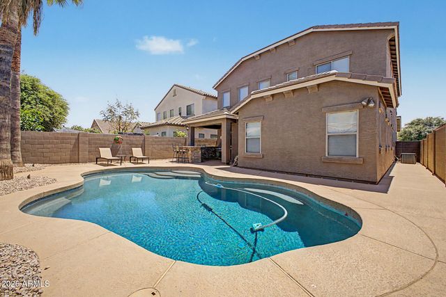 4390 E VELASCO Street, San Tan Valley, AZ 85140