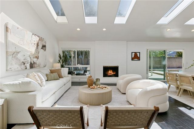 23732 Gerrad Way, West Hills, CA 91307