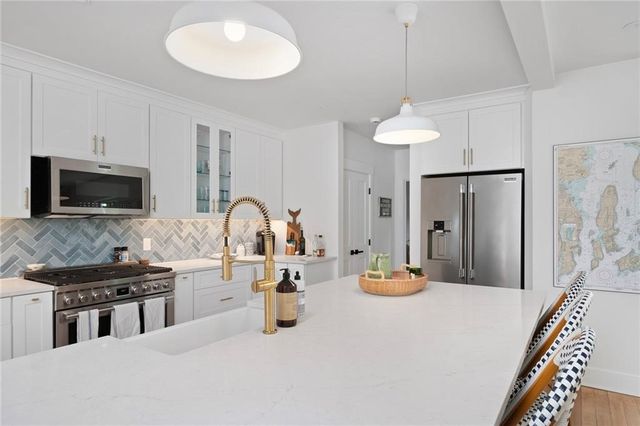 69 Connection Street, Newport, RI 02840