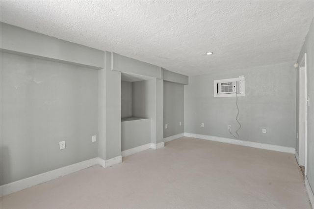 4034 Reeves Drive, Galveston, TX 77554