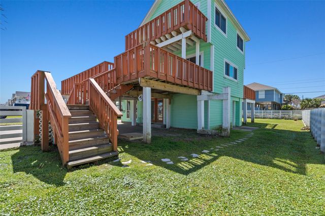 4034 Reeves Drive, Galveston, TX 77554