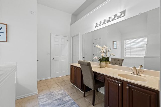 137 Farm Valley Drive, Canton, GA 30115