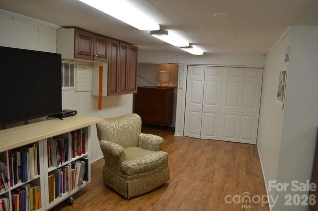 1140 Bevis Drive, Charlotte, NC 28209
