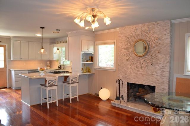 1140 Bevis Drive, Charlotte, NC 28209