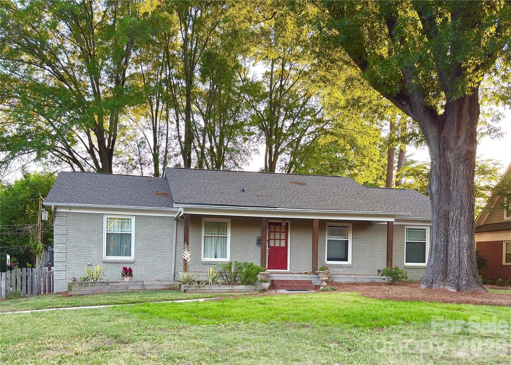 1140 Bevis Drive, Charlotte, NC 28209