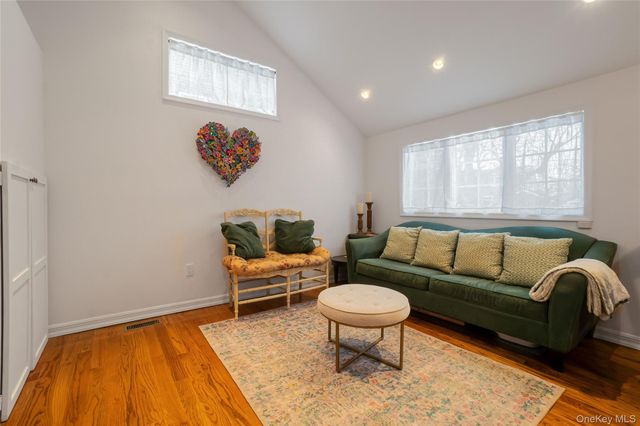 30 Gifford Avenue, Oceanside, NY 11572