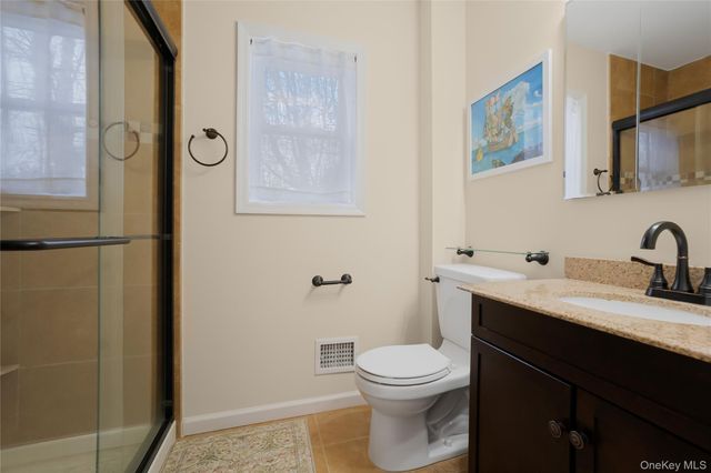 30 Gifford Avenue, Oceanside, NY 11572