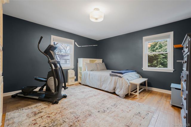 30 Gifford Avenue, Oceanside, NY 11572