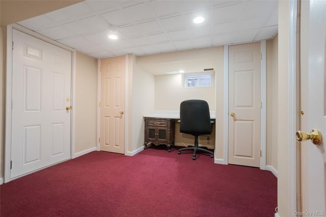 30 Gifford Avenue, Oceanside, NY 11572