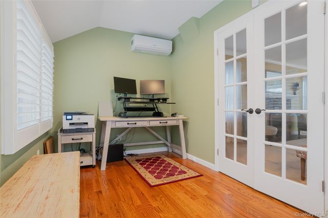 30 Gifford Avenue, Oceanside, NY 11572