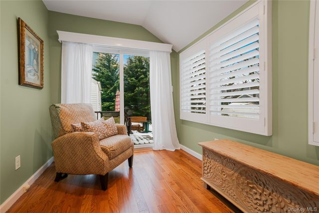 30 Gifford Avenue, Oceanside, NY 11572