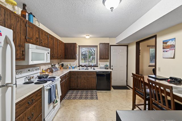 5531 Maryland Avenue N, New Hope, MN 55428