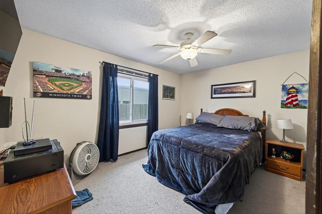 5531 Maryland Avenue N, New Hope, MN 55428