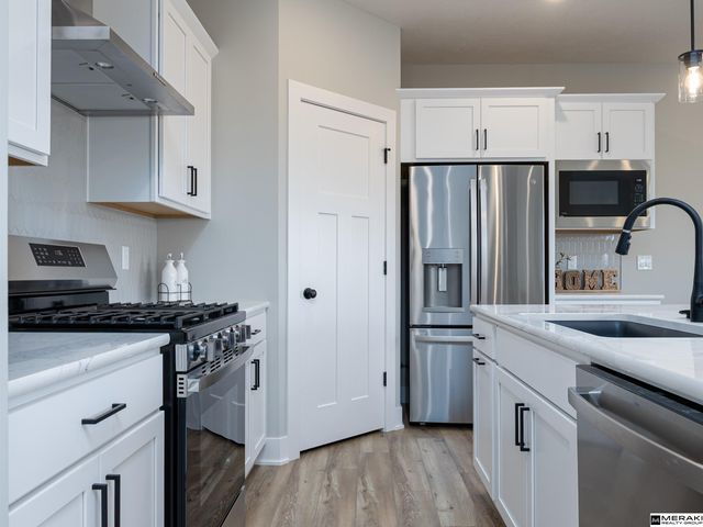 11658 S 124th Avenue, Papillion, NE 68048
