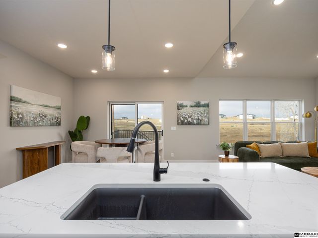 11658 S 124th Avenue, Papillion, NE 68048