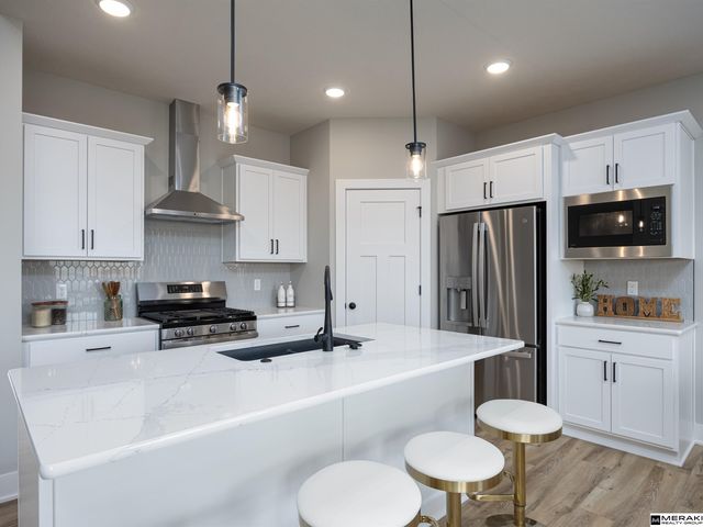 11658 S 124th Avenue, Papillion, NE 68048