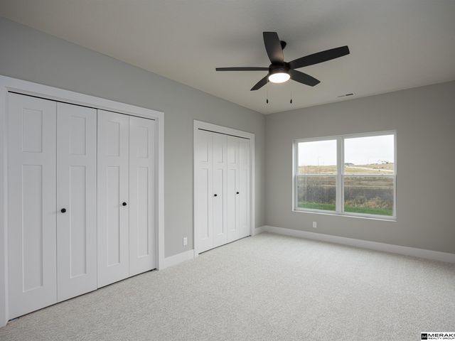 11658 S 124th Avenue, Papillion, NE 68048