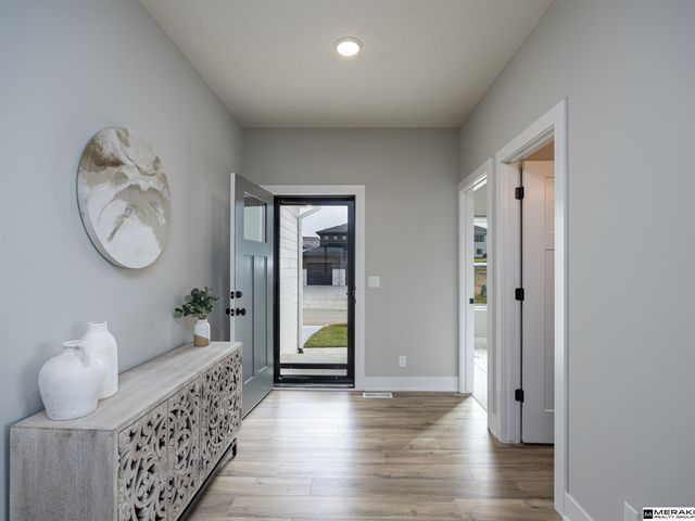 11658 S 124th Avenue, Papillion, NE 68048