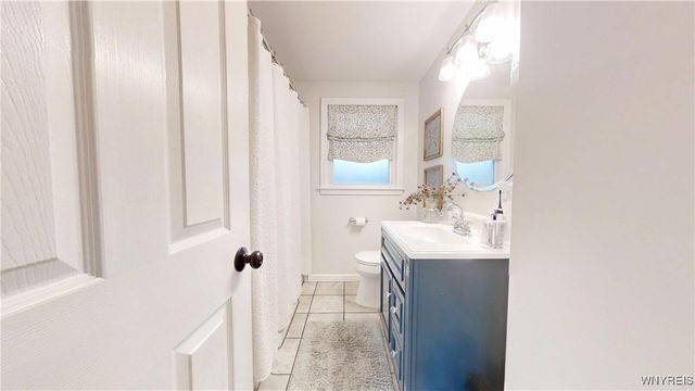 221 Briarhurst Drive, Tonawanda, NY 14150