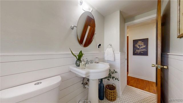 221 Briarhurst Drive, Tonawanda, NY 14150