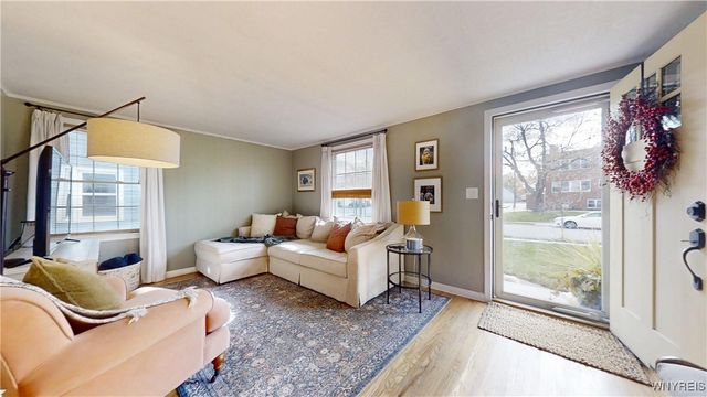 221 Briarhurst Drive, Tonawanda, NY 14150