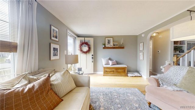 221 Briarhurst Drive, Tonawanda, NY 14150