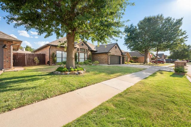 8204 NW 69th Street, Oklahoma City, OK 73132